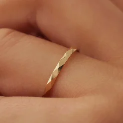 Isabel Bernard Rivoli Laura 14 karaat gouden ring met diamond cut Flash Sale