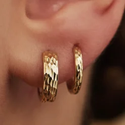 Isabel Bernard Rivoli Laura 14 karaat gouden creolen met diamond cut Hot