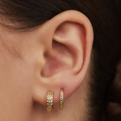 Isabel Bernard Rivoli Laura 14 karaat gouden creolen met diamond cut Sale