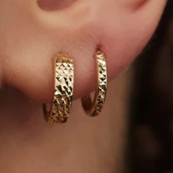 Isabel Bernard Rivoli Laura 14 karaat gouden creolen met diamond cut Sale