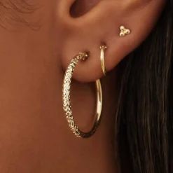 Isabel Bernard Rivoli Laura 14 karaat gouden creolen met diamond cut New