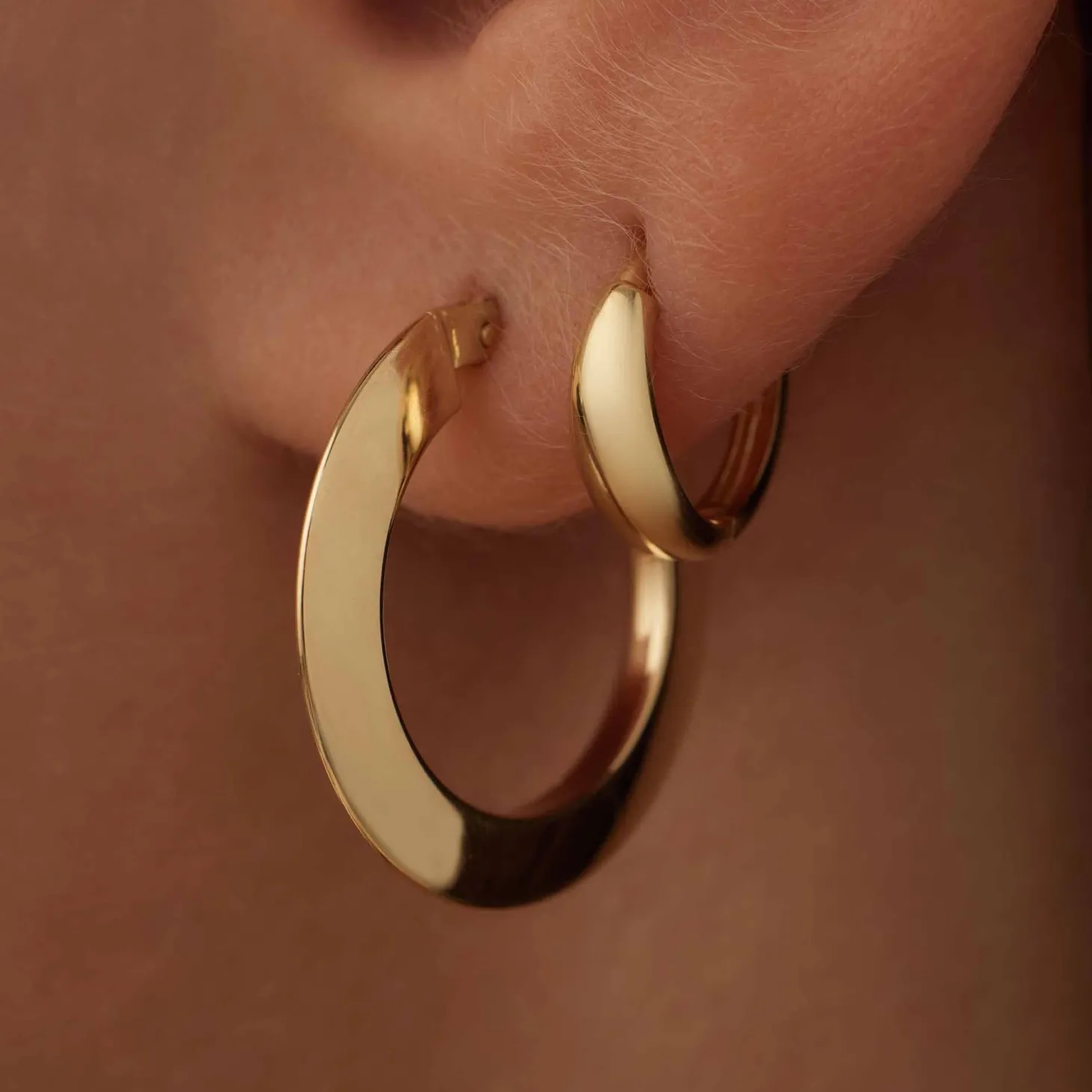 Isabel Bernard Rivoli Morgane 14 karaat gouden creolen Outlet