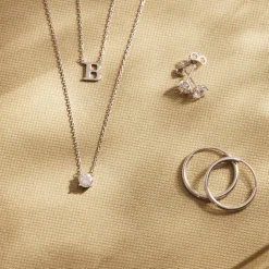 Isabel Bernard Saint Germain Garance 14 karaat witgouden collier met zirkonia steentje Cheap