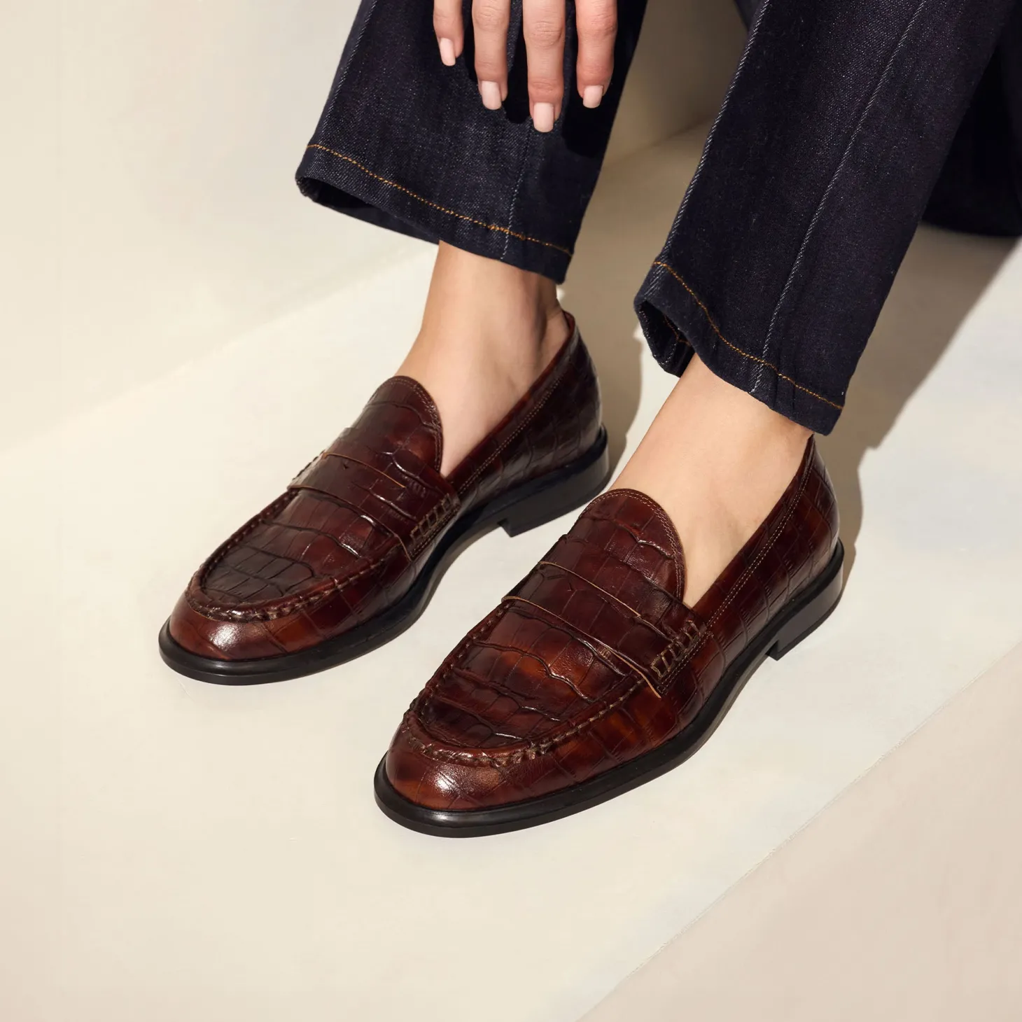 Isabel Bernard Vendôme Blandine croco bruine loafers van kalfsleer Store
