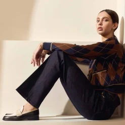 Isabel Bernard Vendôme Blandine zwart en wit leren loafers van kalfsleer met witte details Best Sale