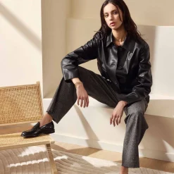 Isabel Bernard Vendôme Blandine zwarte loafers van spazzolato leer Online