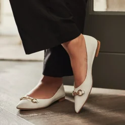 Isabel Bernard Vendôme Elita witte leren ballerina's van kalfsleer Sale