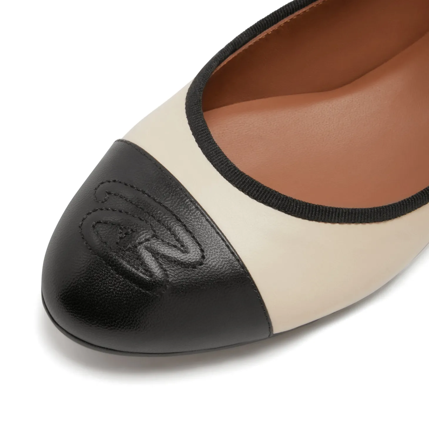 Isabel Bernard Vendôme Ynes crème leren ballerina's van kalfsleer New